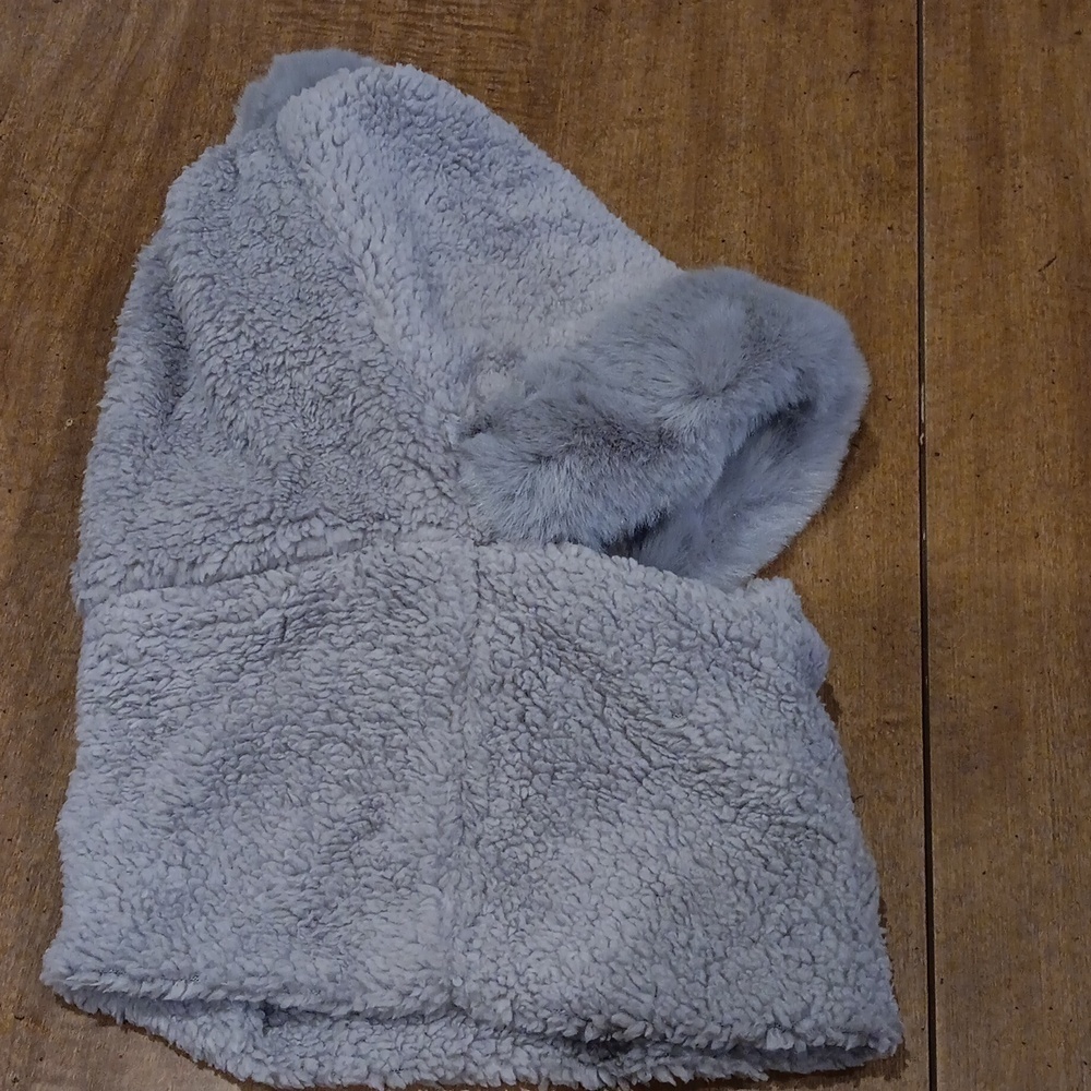 Fuzzy hat, new in package